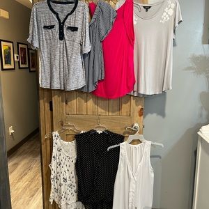 LOT/7 WOMENS BLOUSES-XL